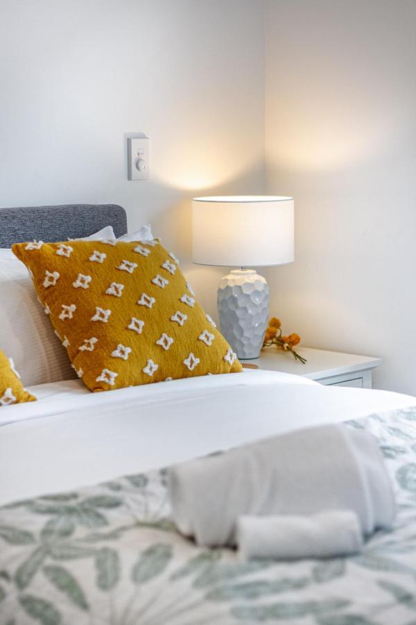 Appartamento Vibrant City Abode - 2 Bed 2 Bath Christchurch Esterno foto